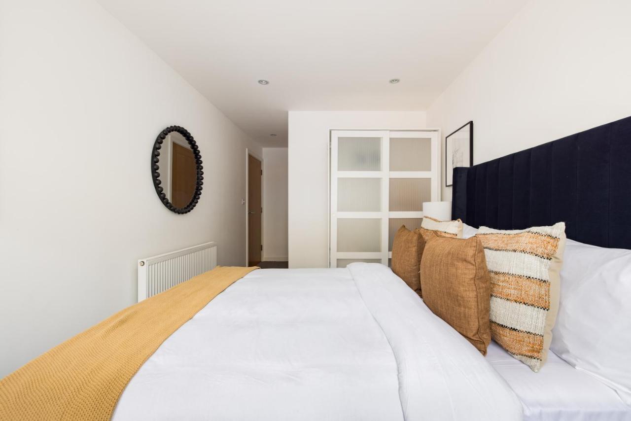 The Walworth Hideout - Elegant 2bdr Flat * London